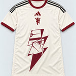 Manchester United Cream Kakashi Lightning Eye Jersey — Front